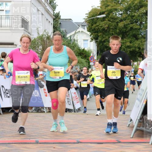 31.08.2025 - 21. Blankeneser Heldenlauf Strokosch-Dieckow http://msf.ph/oto/8701087 31.08.2025 10:30:51 Ziel 2179, 2594, 2376, 2279, 2168, 2600, 2206, 2309, 2310 meine-sportfotos.de