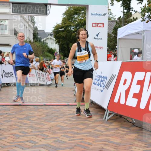 31.08.2025 - 21. Blankeneser Heldenlauf Strokosch-Dieckow http://msf.ph/oto/8701119 31.08.2025 12:48:42 Ziel 5074, 5789, 5417, 5552, 4318 meine-sportfotos.de