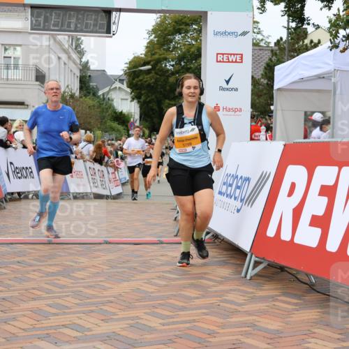 31.08.2025 - 21. Blankeneser Heldenlauf Strokosch-Dieckow http://msf.ph/oto/8701121 31.08.2025 12:48:42 Ziel 5074, 5789, 5417, 5552, 4318 meine-sportfotos.de