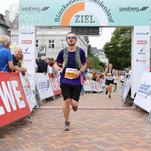 31.08.2025 - 21. Blankeneser Heldenlauf Strokosch-Dieckow http://msf.ph/oto/8701133 31.08.2025 12:48:39 Ziel 5074, 5789, 5417, 4318 meine-sportfotos.de
