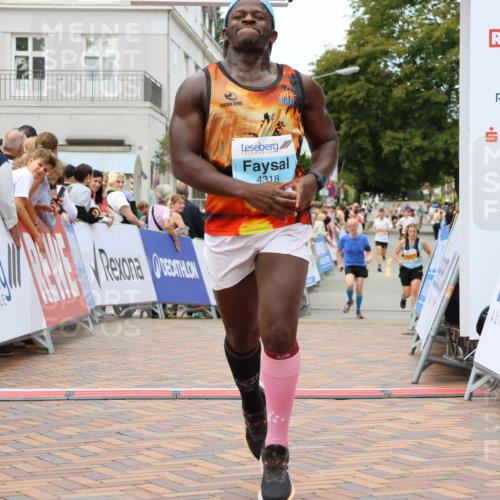 31.08.2025 - 21. Blankeneser Heldenlauf Strokosch-Dieckow http://msf.ph/oto/8701135 31.08.2025 12:48:35 Ziel 5417, 4318 meine-sportfotos.de