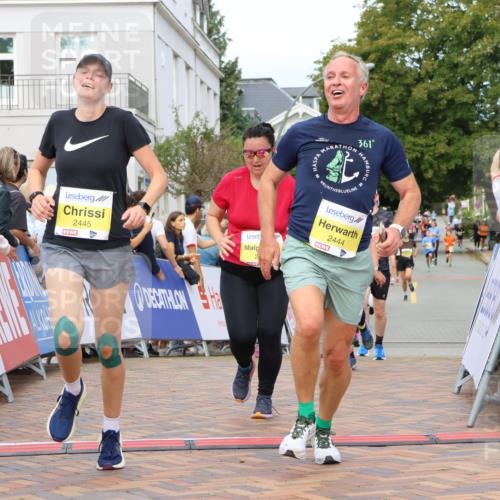 31.08.2025 - 21. Blankeneser Heldenlauf Strokosch-Dieckow http://msf.ph/oto/8701184 31.08.2025 10:30:15 Ziel 2445, 2444, 2616, 2253, 2226, 2588, 2731, 2543 meine-sportfotos.de
