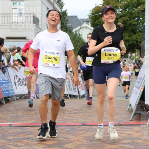 31.08.2025 - 21. Blankeneser Heldenlauf Strokosch-Dieckow http://msf.ph/oto/8701297 31.08.2025 10:29:37 Ziel 2491, 2578, 2614, 2615, 2426, 2684, 2538, 2558, 2277 meine-sportfotos.de