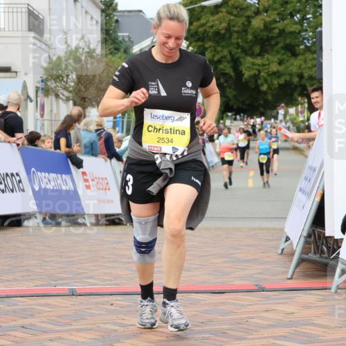 31.08.2025 - 21. Blankeneser Heldenlauf Strokosch-Dieckow http://msf.ph/oto/8701360 31.08.2025 10:33:51 Ziel 2530, 2534 meine-sportfotos.de