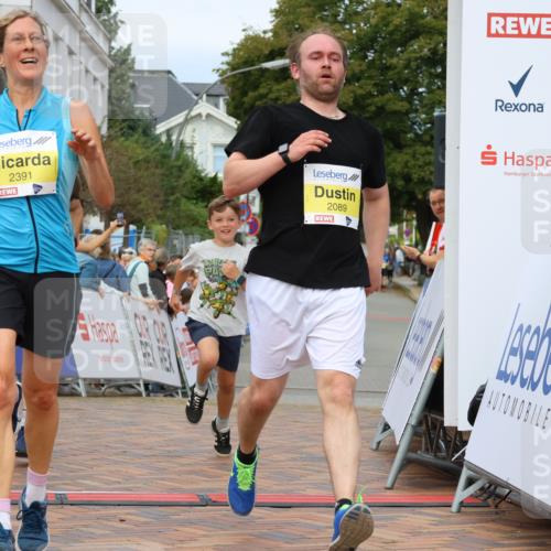 31.08.2025 - 21. Blankeneser Heldenlauf Strokosch-Dieckow http://msf.ph/oto/8701369 31.08.2025 10:29:09 Ziel 2246, 2035, 2457, 2212, 2230, 2391, 2091, 2089 meine-sportfotos.de