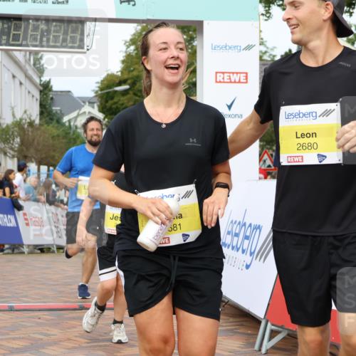 31.08.2025 - 21. Blankeneser Heldenlauf Strokosch-Dieckow http://msf.ph/oto/8701589 31.08.2025 10:32:43 Ziel 2681, 2680, 2256, 2257, 2404, 2405, 2323, 2582, 2580, 2201 meine-sportfotos.de