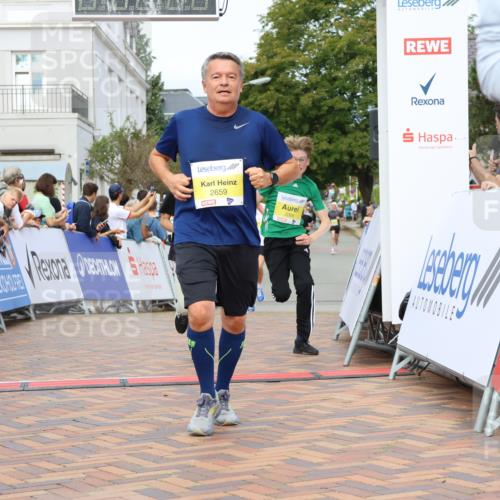 31.08.2025 - 21. Blankeneser Heldenlauf Strokosch-Dieckow http://msf.ph/oto/8701612 31.08.2025 10:28:02 Ziel 2112, 2068, 2067, 2741, 2343, 2659, 2261 meine-sportfotos.de