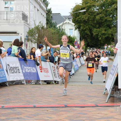 31.08.2025 - 21. Blankeneser Heldenlauf Strokosch-Dieckow http://msf.ph/oto/8701715 31.08.2025 10:32:12 Ziel 2418 meine-sportfotos.de