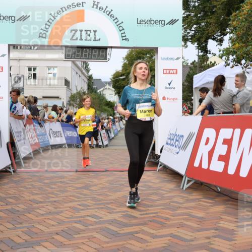 31.08.2025 - 21. Blankeneser Heldenlauf Strokosch-Dieckow http://msf.ph/oto/8701787 31.08.2025 10:26:59 Ziel 2364, 2468, 2393, 2380 meine-sportfotos.de