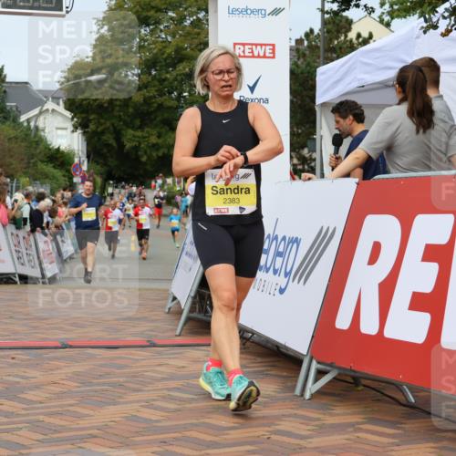 31.08.2025 - 21. Blankeneser Heldenlauf Strokosch-Dieckow http://msf.ph/oto/8702050 31.08.2025 10:25:17 Ziel 2641, 2357, 2636, 2053, 2359, 2661, 2383 meine-sportfotos.de