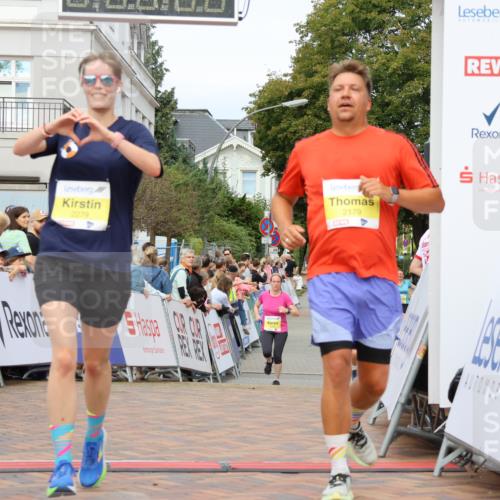 31.08.2025 - 21. Blankeneser Heldenlauf Strokosch-Dieckow http://msf.ph/oto/8702113 31.08.2025 10:30:46 Ziel 2179, 2279, 2102 meine-sportfotos.de