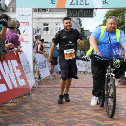 31.08.2025 - 21. Blankeneser Heldenlauf Strokosch-Dieckow http://msf.ph/oto/8702201 31.08.2025 13:41:37 Ziel 5467 meine-sportfotos.de