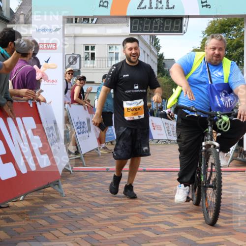 31.08.2025 - 21. Blankeneser Heldenlauf Strokosch-Dieckow http://msf.ph/oto/8702202 31.08.2025 13:41:37 Ziel 5467 meine-sportfotos.de