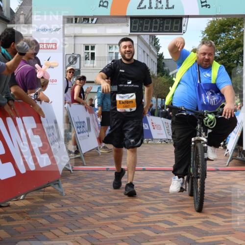 31.08.2025 - 21. Blankeneser Heldenlauf Strokosch-Dieckow http://msf.ph/oto/8702206 31.08.2025 13:41:36 Ziel 5467 meine-sportfotos.de