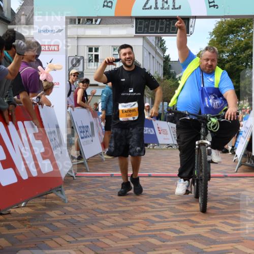 31.08.2025 - 21. Blankeneser Heldenlauf Strokosch-Dieckow http://msf.ph/oto/8702209 31.08.2025 13:41:36 Ziel 5467 meine-sportfotos.de