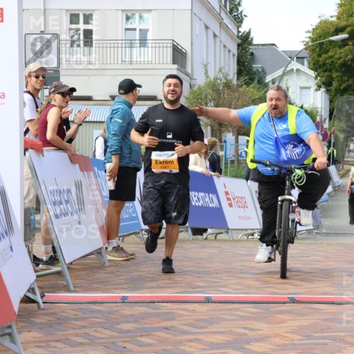 31.08.2025 - 21. Blankeneser Heldenlauf Strokosch-Dieckow http://msf.ph/oto/8702227 31.08.2025 13:41:34 Ziel 5467 meine-sportfotos.de