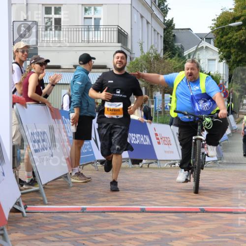 31.08.2025 - 21. Blankeneser Heldenlauf Strokosch-Dieckow http://msf.ph/oto/8702228 31.08.2025 13:41:34 Ziel 5467 meine-sportfotos.de