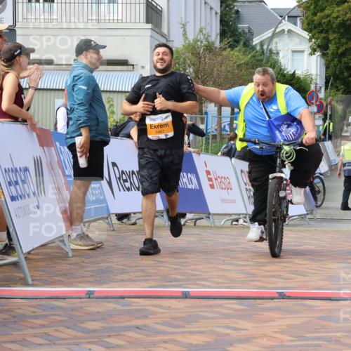 31.08.2025 - 21. Blankeneser Heldenlauf Strokosch-Dieckow http://msf.ph/oto/8702235 31.08.2025 13:41:34 Ziel 5467 meine-sportfotos.de