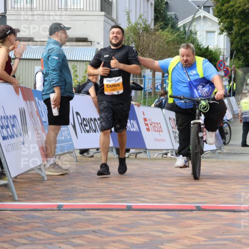 31.08.2025 - 21. Blankeneser Heldenlauf Strokosch-Dieckow http://msf.ph/oto/8702236 31.08.2025 13:41:34 Ziel 5467 meine-sportfotos.de