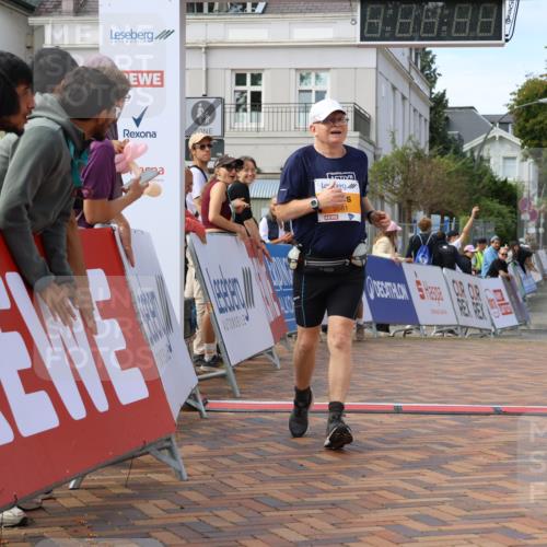 31.08.2025 - 21. Blankeneser Heldenlauf Strokosch-Dieckow http://msf.ph/oto/8702248 31.08.2025 13:41:08 Ziel 5581 meine-sportfotos.de