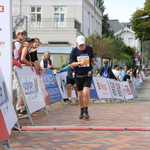 31.08.2025 - 21. Blankeneser Heldenlauf Strokosch-Dieckow http://msf.ph/oto/8702261 31.08.2025 13:41:07 Ziel 5581 meine-sportfotos.de