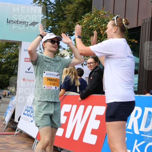 31.08.2025 - 21. Blankeneser Heldenlauf Strokosch-Dieckow http://msf.ph/oto/8702290 31.08.2025 13:39:30 Ziel 5198 meine-sportfotos.de