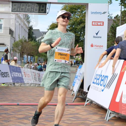 31.08.2025 - 21. Blankeneser Heldenlauf Strokosch-Dieckow http://msf.ph/oto/8702297 31.08.2025 13:39:29 Ziel 5198 meine-sportfotos.de