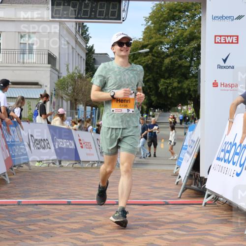 31.08.2025 - 21. Blankeneser Heldenlauf Strokosch-Dieckow http://msf.ph/oto/8702309 31.08.2025 13:39:28 Ziel 5198 meine-sportfotos.de