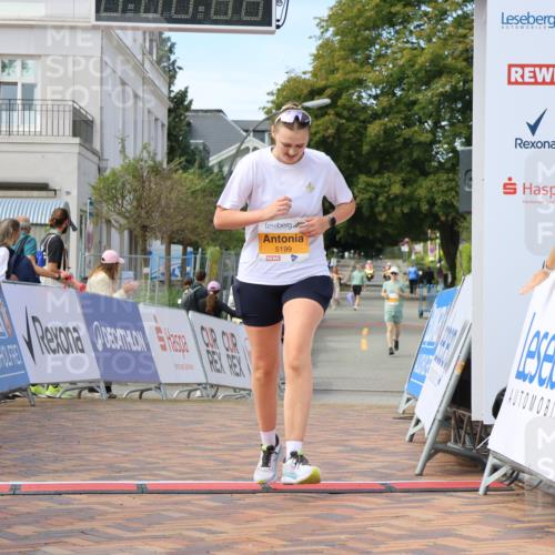 31.08.2025 - 21. Blankeneser Heldenlauf Strokosch-Dieckow http://msf.ph/oto/8702338 31.08.2025 13:39:16 Ziel 5199 meine-sportfotos.de
