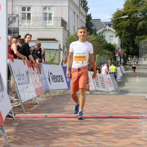 31.08.2025 - 21. Blankeneser Heldenlauf Strokosch-Dieckow http://msf.ph/oto/8702456 31.08.2025 13:35:15 Ziel 5137 meine-sportfotos.de