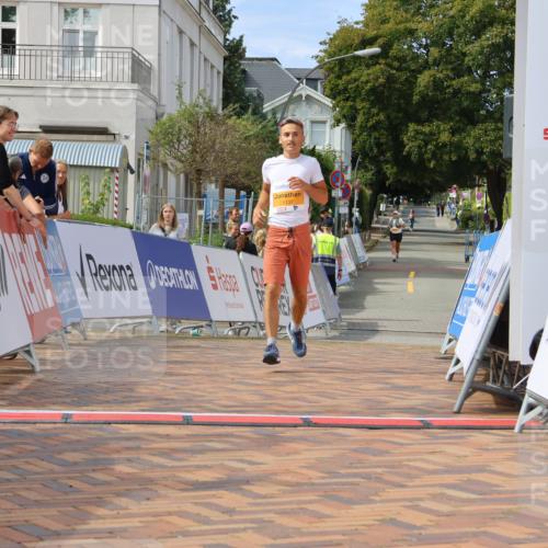 31.08.2025 - 21. Blankeneser Heldenlauf Strokosch-Dieckow http://msf.ph/oto/8702464 31.08.2025 13:35:13 Ziel 5137 meine-sportfotos.de