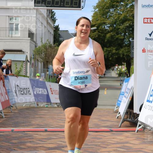 31.08.2025 - 21. Blankeneser Heldenlauf Strokosch-Dieckow http://msf.ph/oto/8702482 31.08.2025 13:34:43 Ziel 4399, 4095 meine-sportfotos.de