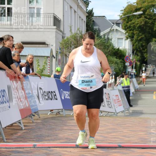 31.08.2025 - 21. Blankeneser Heldenlauf Strokosch-Dieckow http://msf.ph/oto/8702493 31.08.2025 13:34:41 Ziel 4399, 4095 meine-sportfotos.de