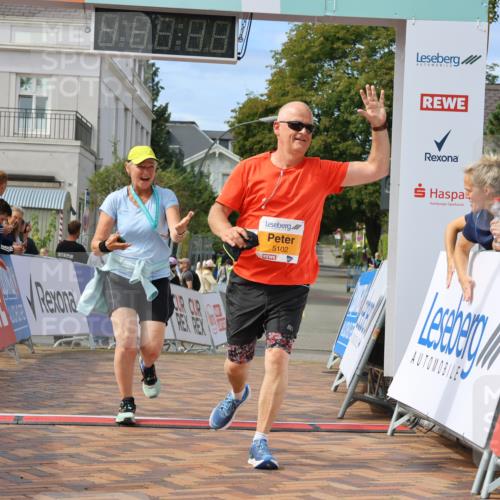 31.08.2025 - 21. Blankeneser Heldenlauf Strokosch-Dieckow http://msf.ph/oto/8702516 31.08.2025 13:33:20 Ziel 5102 meine-sportfotos.de