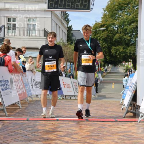 31.08.2025 - 21. Blankeneser Heldenlauf Strokosch-Dieckow http://msf.ph/oto/8702608 31.08.2025 13:27:44 Ziel 5767 meine-sportfotos.de