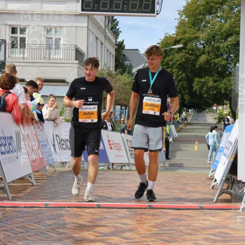 31.08.2025 - 21. Blankeneser Heldenlauf Strokosch-Dieckow http://msf.ph/oto/8702611 31.08.2025 13:27:44 Ziel 5767 meine-sportfotos.de