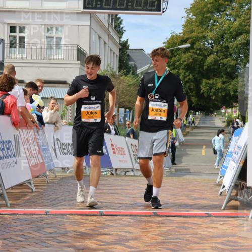 31.08.2025 - 21. Blankeneser Heldenlauf Strokosch-Dieckow http://msf.ph/oto/8702612 31.08.2025 13:27:44 Ziel 5767 meine-sportfotos.de