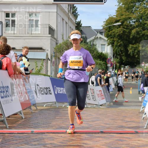 31.08.2025 - 21. Blankeneser Heldenlauf Strokosch-Dieckow http://msf.ph/oto/8702640 31.08.2025 13:27:16 Ziel 5057 meine-sportfotos.de