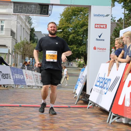 31.08.2025 - 21. Blankeneser Heldenlauf Strokosch-Dieckow http://msf.ph/oto/8702641 31.08.2025 13:26:14 Ziel 5258 meine-sportfotos.de