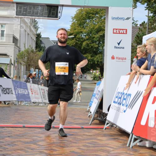 31.08.2025 - 21. Blankeneser Heldenlauf Strokosch-Dieckow http://msf.ph/oto/8702642 31.08.2025 13:26:14 Ziel 5258 meine-sportfotos.de