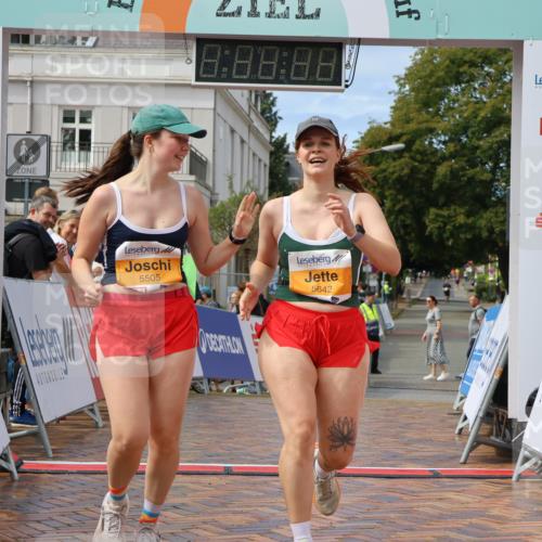 31.08.2025 - 21. Blankeneser Heldenlauf Strokosch-Dieckow http://msf.ph/oto/8702661 31.08.2025 13:25:19 Ziel 5642, 5505 meine-sportfotos.de
