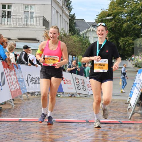 31.08.2025 - 21. Blankeneser Heldenlauf Strokosch-Dieckow http://msf.ph/oto/8702761 31.08.2025 13:19:45 Ziel 5229, 5543 meine-sportfotos.de