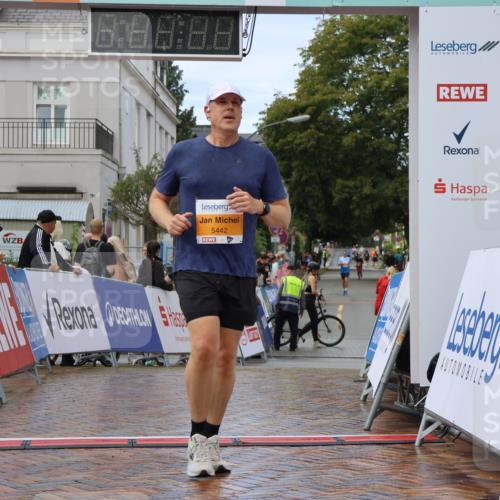 31.08.2025 - 21. Blankeneser Heldenlauf Strokosch-Dieckow http://msf.ph/oto/8702809 31.08.2025 13:18:06 Ziel 5442 meine-sportfotos.de