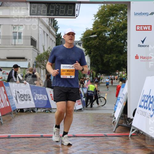 31.08.2025 - 21. Blankeneser Heldenlauf Strokosch-Dieckow http://msf.ph/oto/8702810 31.08.2025 13:18:06 Ziel 5442 meine-sportfotos.de