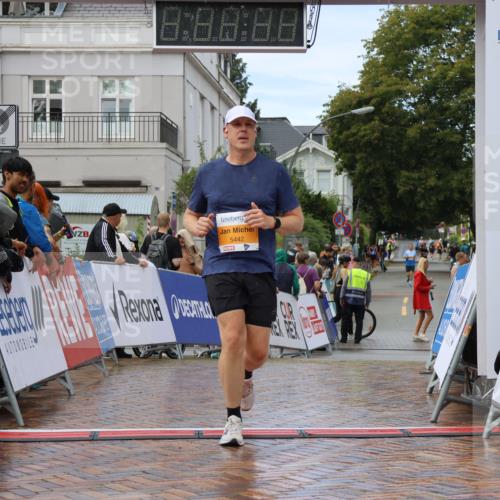 31.08.2025 - 21. Blankeneser Heldenlauf Strokosch-Dieckow http://msf.ph/oto/8702817 31.08.2025 13:18:06 Ziel 5442 meine-sportfotos.de