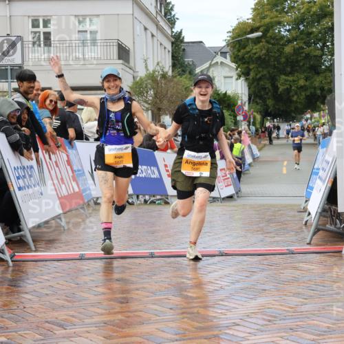 31.08.2025 - 21. Blankeneser Heldenlauf Strokosch-Dieckow http://msf.ph/oto/8702838 31.08.2025 13:17:52 Ziel 5655, 5822 meine-sportfotos.de
