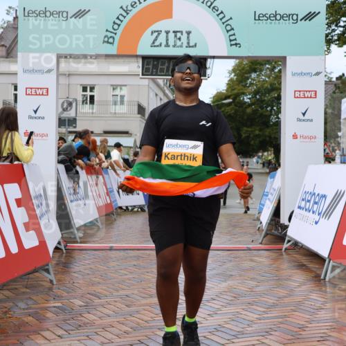 31.08.2025 - 21. Blankeneser Heldenlauf Strokosch-Dieckow http://msf.ph/oto/8702877 31.08.2025 13:16:35 Ziel 5474 meine-sportfotos.de