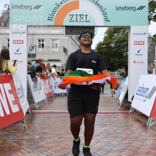 31.08.2025 - 21. Blankeneser Heldenlauf Strokosch-Dieckow http://msf.ph/oto/8702878 31.08.2025 13:16:35 Ziel 5474 meine-sportfotos.de