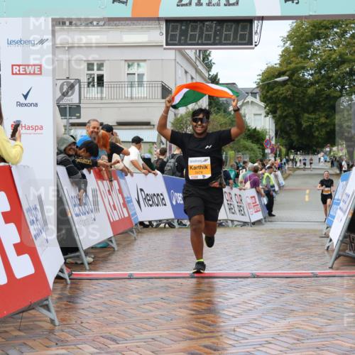 31.08.2025 - 21. Blankeneser Heldenlauf Strokosch-Dieckow http://msf.ph/oto/8702897 31.08.2025 13:16:33 Ziel 5474 meine-sportfotos.de