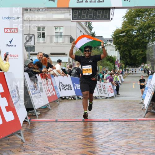 31.08.2025 - 21. Blankeneser Heldenlauf Strokosch-Dieckow http://msf.ph/oto/8702898 31.08.2025 13:16:33 Ziel 5474 meine-sportfotos.de